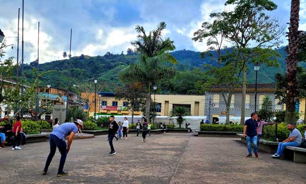 Goyipao. Zona de recreación en los pueblos de la región cafetera de Colombia